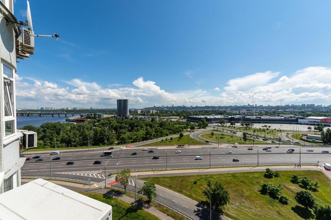 Fashionable Panoramic Apartments Dnieper. Obolon Kiev Luaran gambar