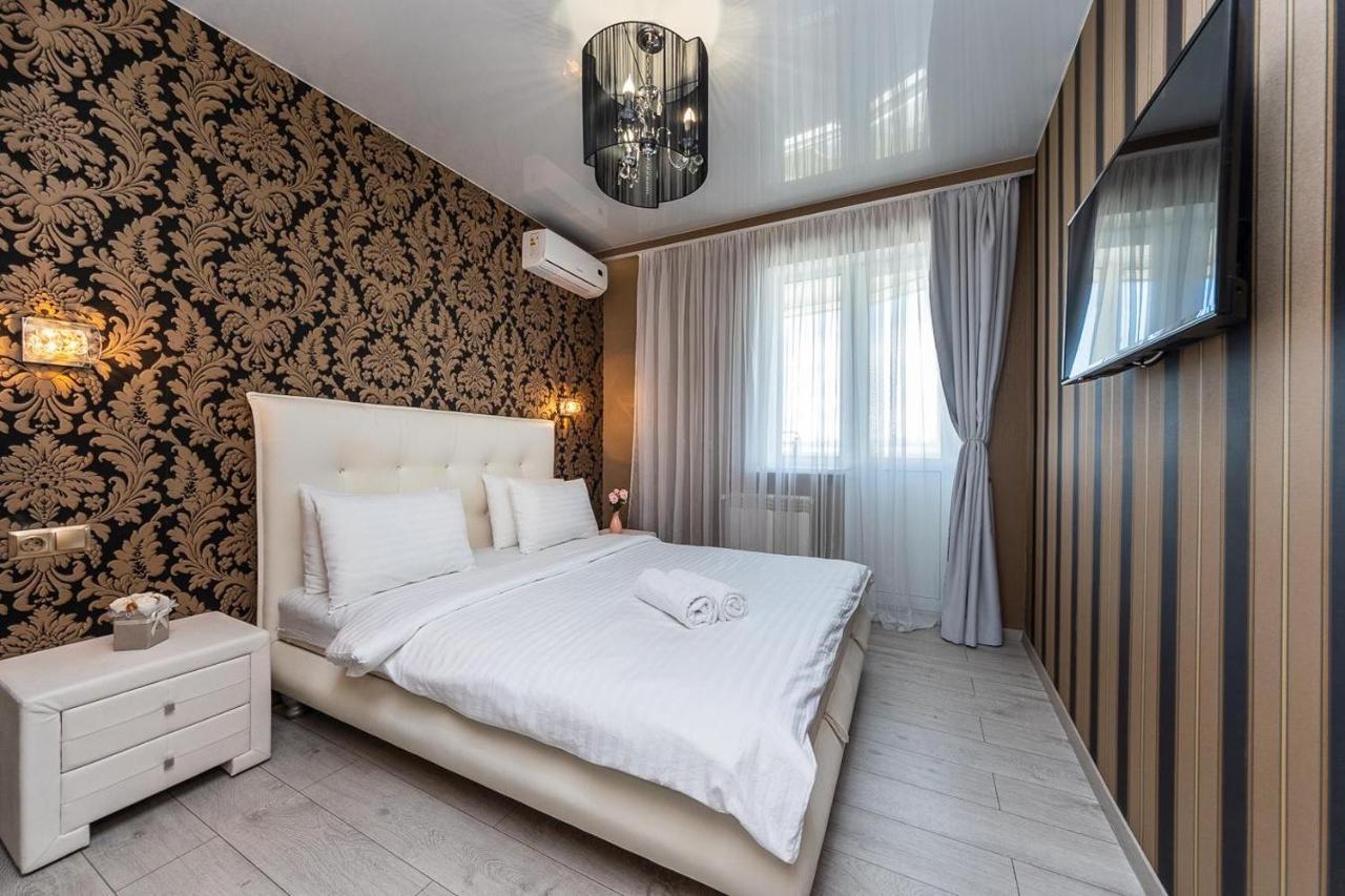 Fashionable Panoramic Apartments Dnieper. Obolon Kiev Luaran gambar