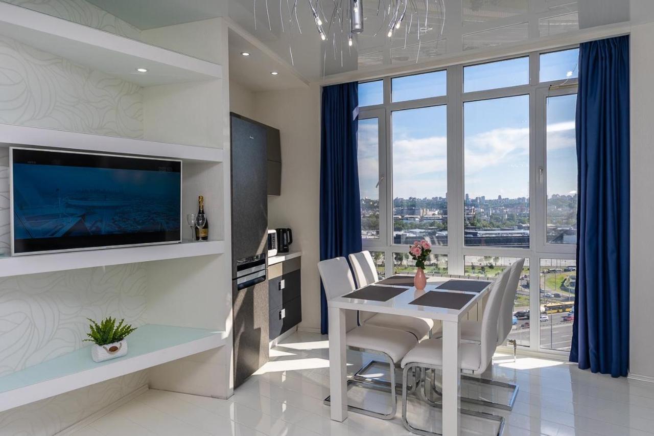 Fashionable Panoramic Apartments Dnieper. Obolon Kiev Luaran gambar